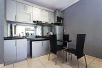 Apartemen Reddoorz At Moi Gading Jakarta